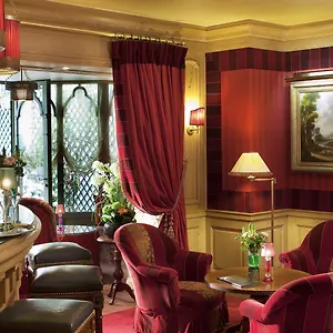 Hotel Chambiges Elysees Paris